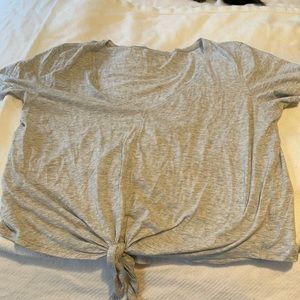 Lululemon top size 6